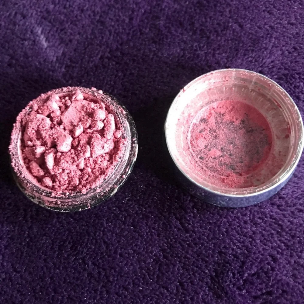 Victoria’s Secret silk eyeshadow